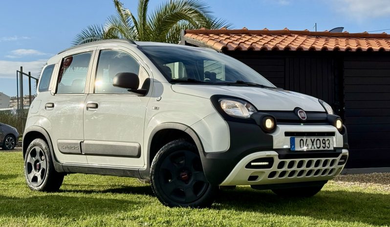 FIAT PANDA CROSS 1.2 WAZE completo