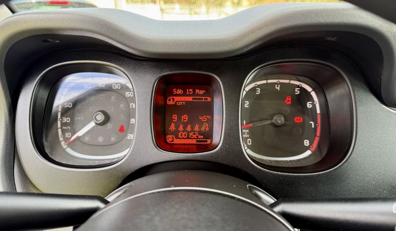 FIAT PANDA CROSS 1.2 WAZE completo