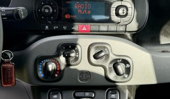 FIAT PANDA CROSS 1.2 WAZE completo