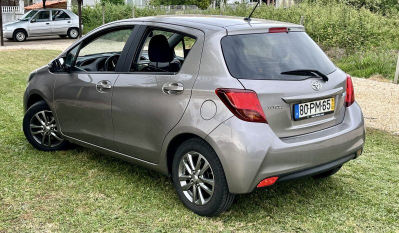 TOYOTA YARIS 1.0 GPL completo