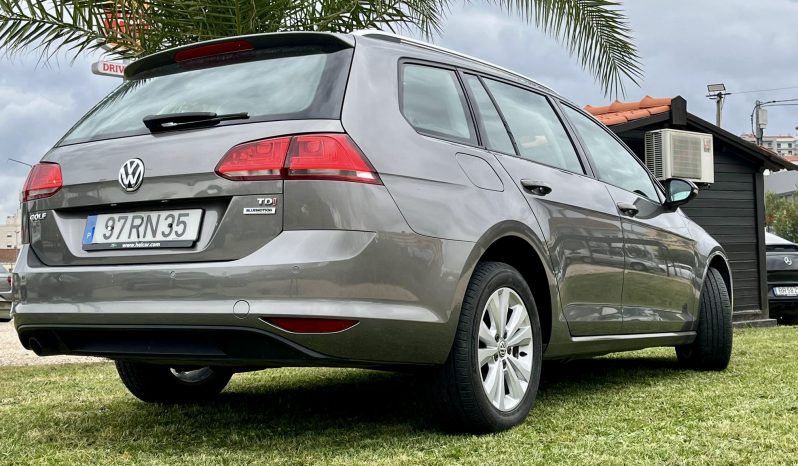 VW GOLF VII VARIANT 1.6 TDI BLUEMOTION CONFORTLINE completo