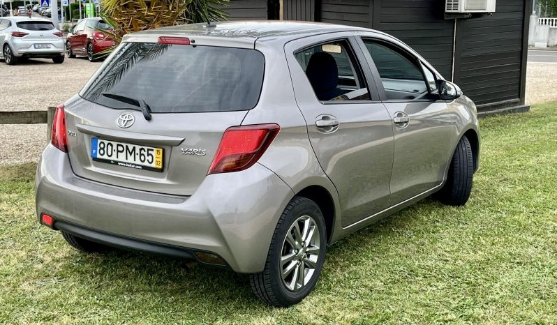 TOYOTA YARIS 1.0 GPL completo