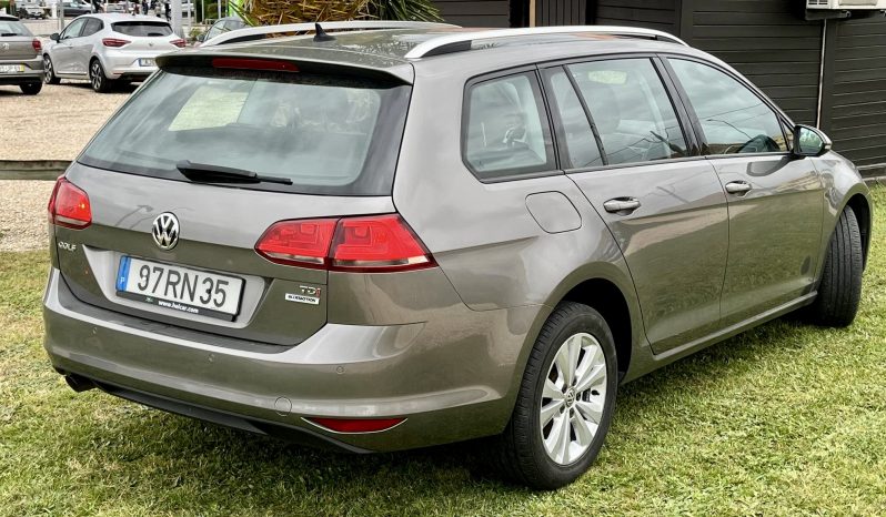VW GOLF VII VARIANT 1.6 TDI BLUEMOTION CONFORTLINE completo