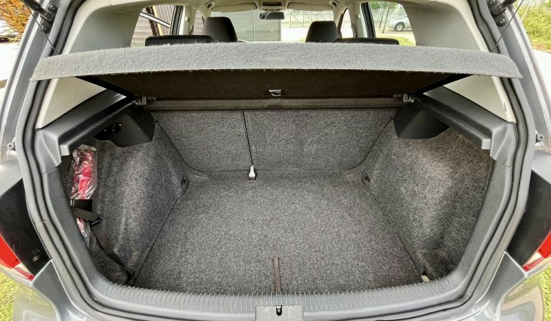 VW GOLF VI 1.6 TDI CONFORTLINE completo
