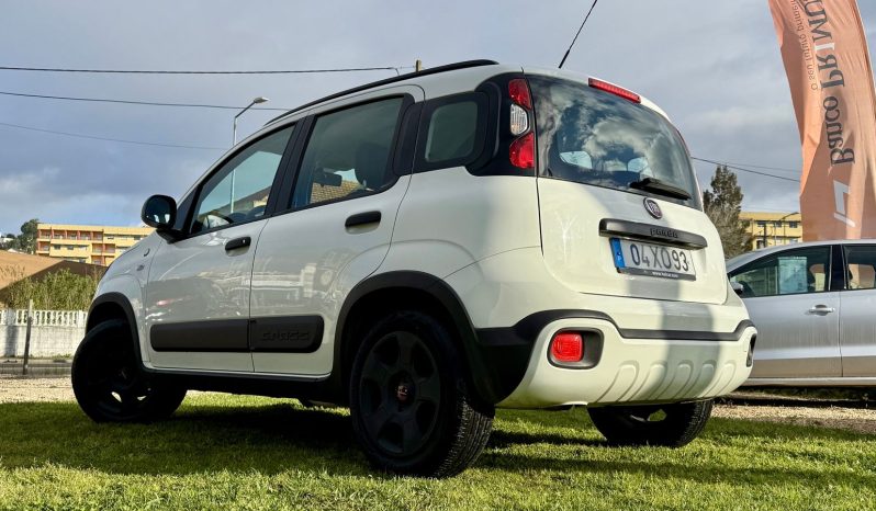 FIAT PANDA CROSS 1.2 WAZE completo