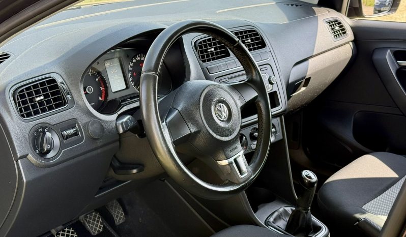 VW POLO 1.2 CONFORTLINE completo