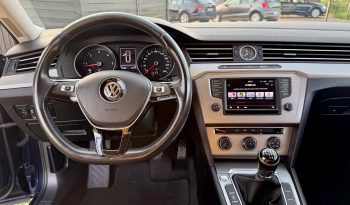 VW PASSAT VARIANT 1.6 TDI CONFORTLINE completo