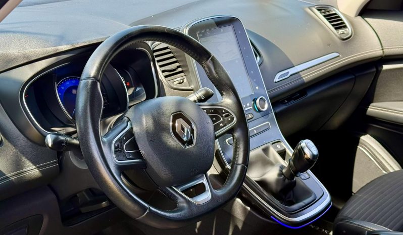 RENAULT GRAND SCENIC 1.5 HYBRID ASSIST completo