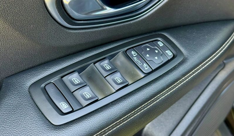 RENAULT GRAND SCENIC 1.5 HYBRID ASSIST completo