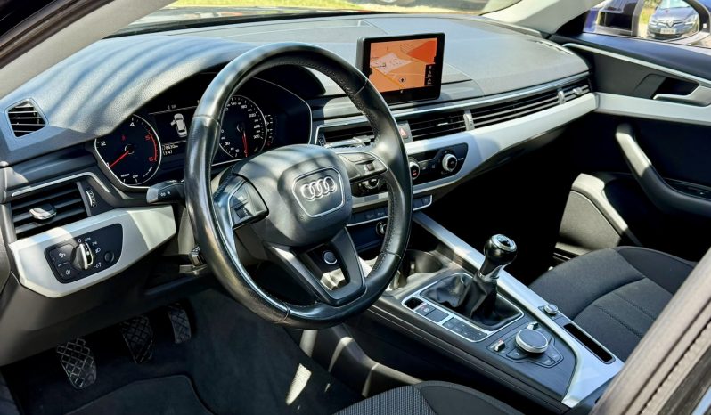AUDI A4 AVANT 2.0 TDI COMFORT completo